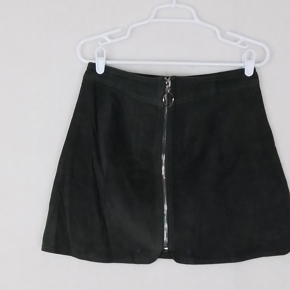H&M Full Front Zip Leather Suede Mini Skirt Size Medium in Green *flawed* - Picture 12 of 12